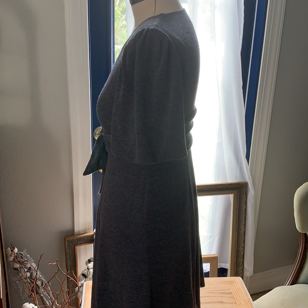Dress - Picture 5 of 5